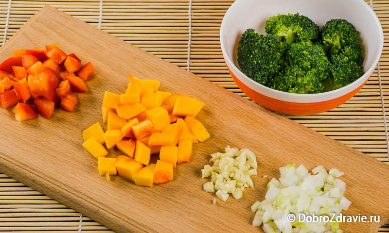 Запечённая тыква с овощами, вегетарианский рецепт приготовления с фото